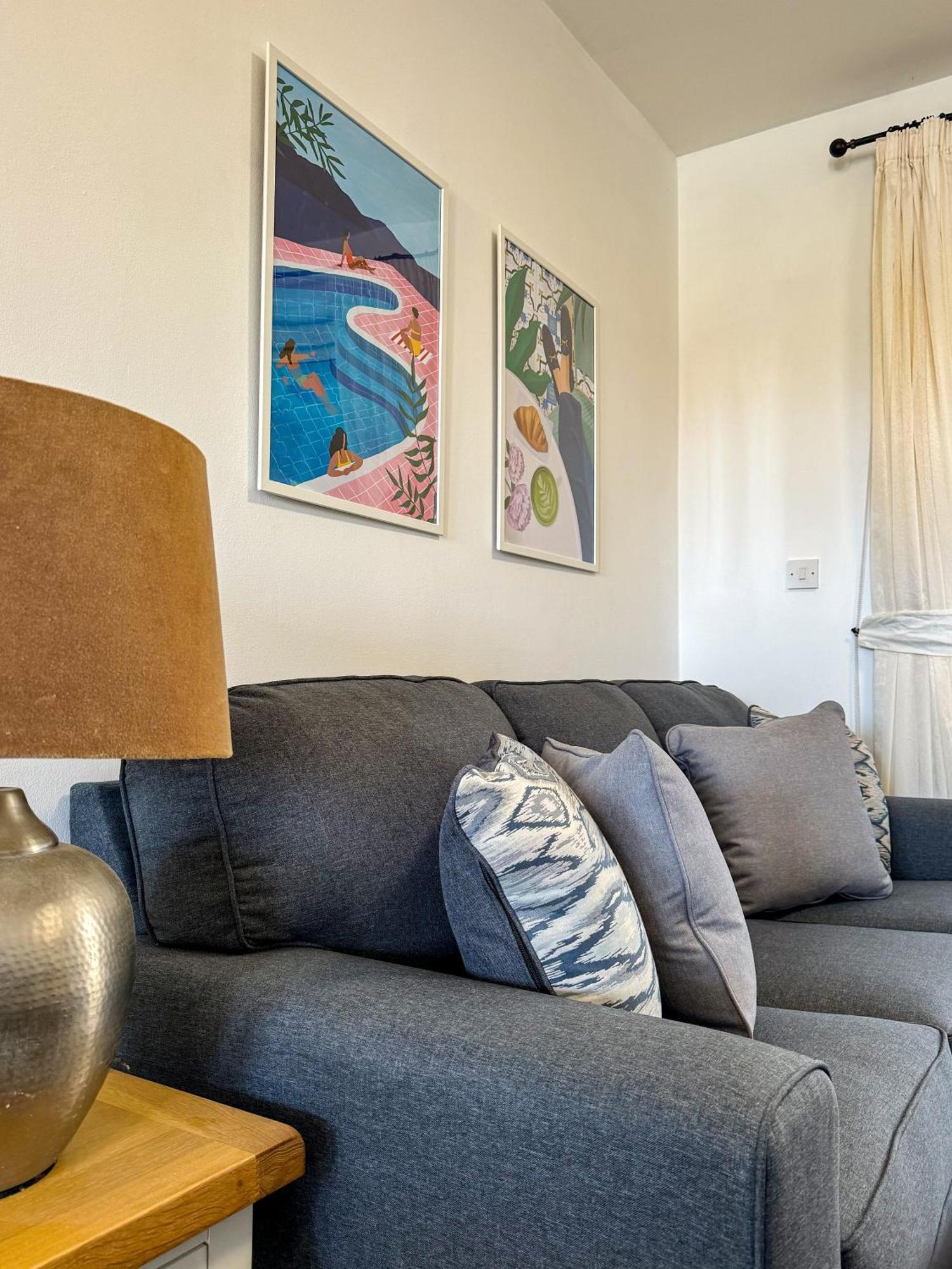 Royal-Seacrest Oasis, Pool-Side Apartman Paphos Kültér fotó